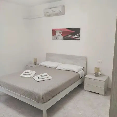 Cla House *